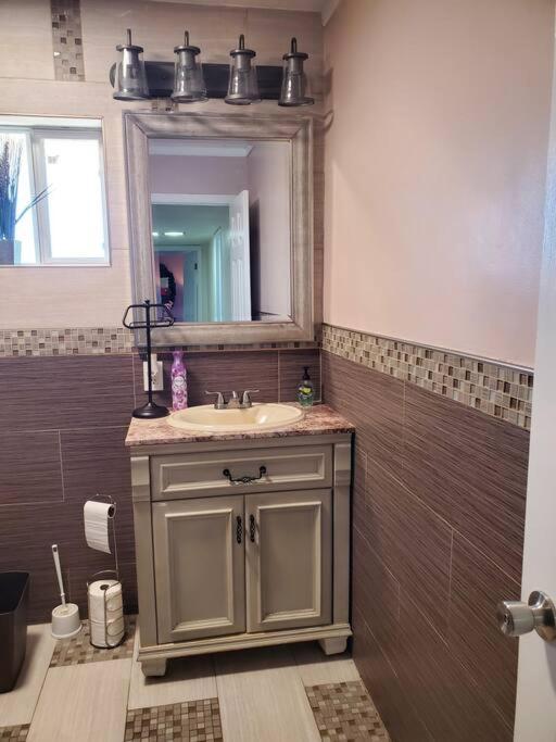 Spacious West El Paso 19 Min From Airport, Fort Bliss Military Base Ngoại thất bức ảnh